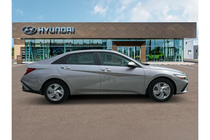 $18887 : Hyundai ELANTRA 2024 SE 4dr image 9
