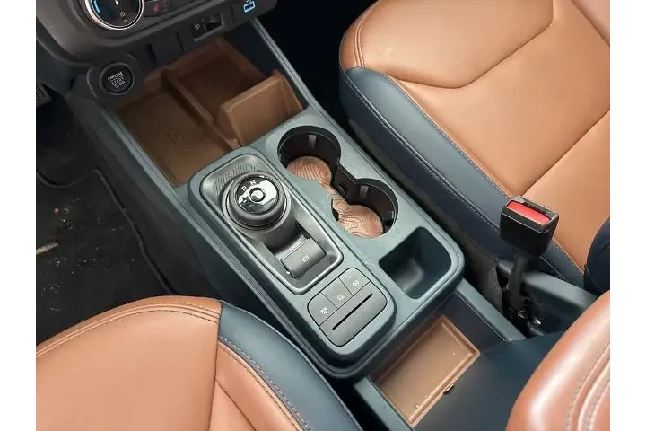 $31514 : Ford Maverick 2023 Lariat 4d image 9