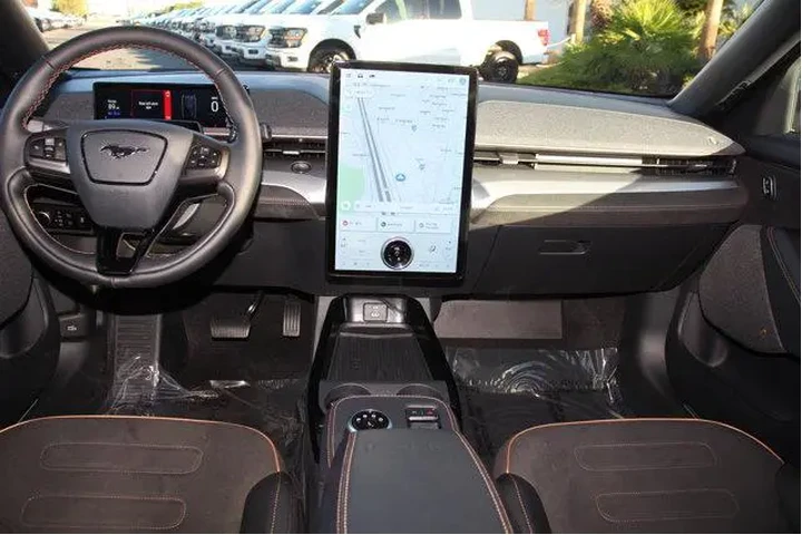 $36705 : Ford Mustang Mach-E 2023 AWD image 10