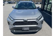 $31995 : Toyota RAV4 2024 AWD XLE 4dr thumbnail