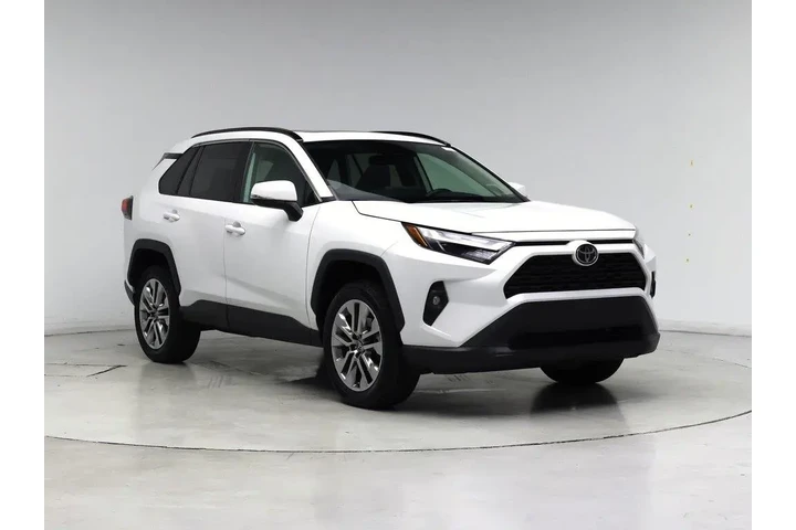 $30998 : Toyota RAV4 2023 XLE Premium image 1