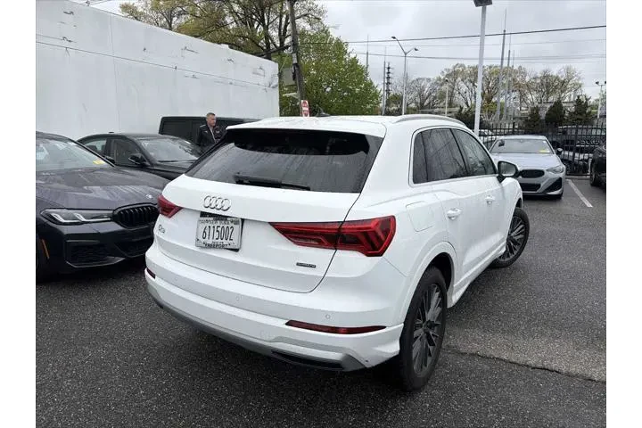 $23943 : Audi Q3 2021 AWD quattro Pre image 2