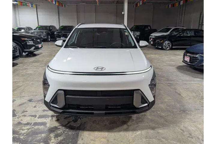 $21588 : Hyundai KONA 2025 AWD SEL 4d image 8