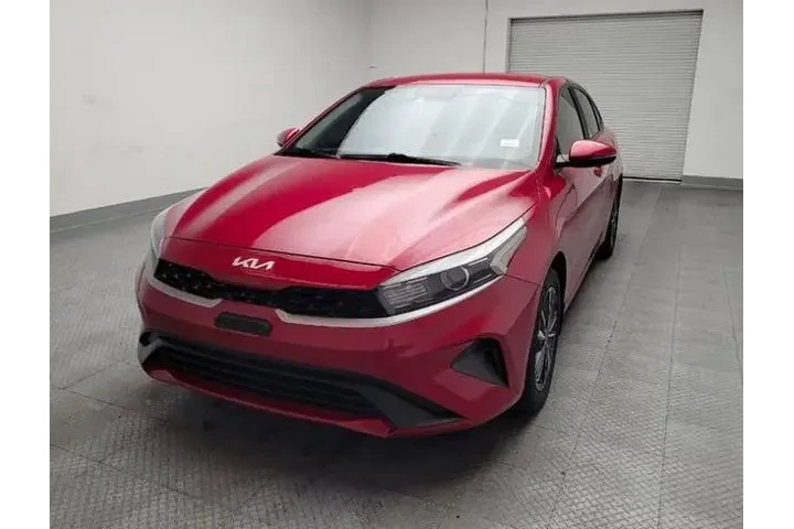 $17750 : Kia Forte 2024 LXS 4dr Sedan image 2