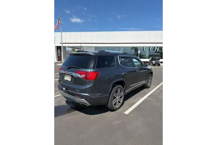 $21864 : GMC Acadia 2019 4x4 Denali 4 image 4