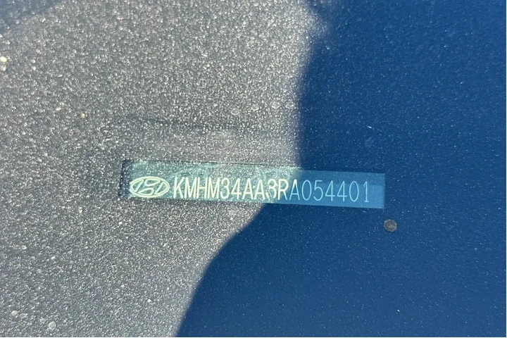 $23990 : Hyundai IONIQ 6 2024 SEL 4dr image 7