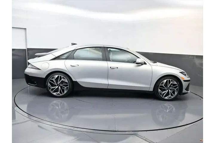 $22988 : Hyundai IONIQ 6 2023 SEL 4dr image 3