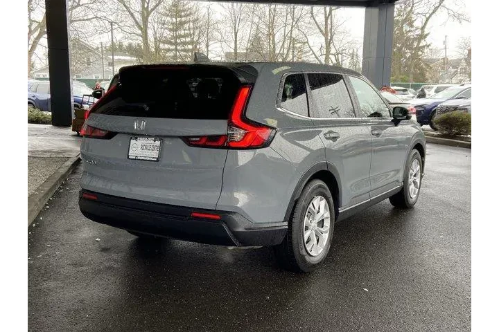 $26687 : Honda CR-V 2025 LX 4dr SUV image 5