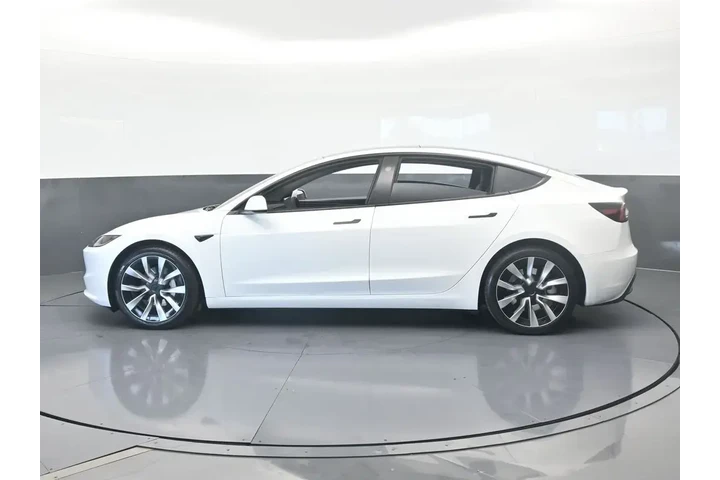 $28889 : Tesla Model 3 2024 Long Rang image 3