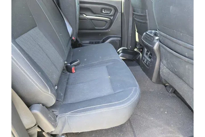 $22991 : Nissan Titan 2019 4x2 SV 4dr image 4