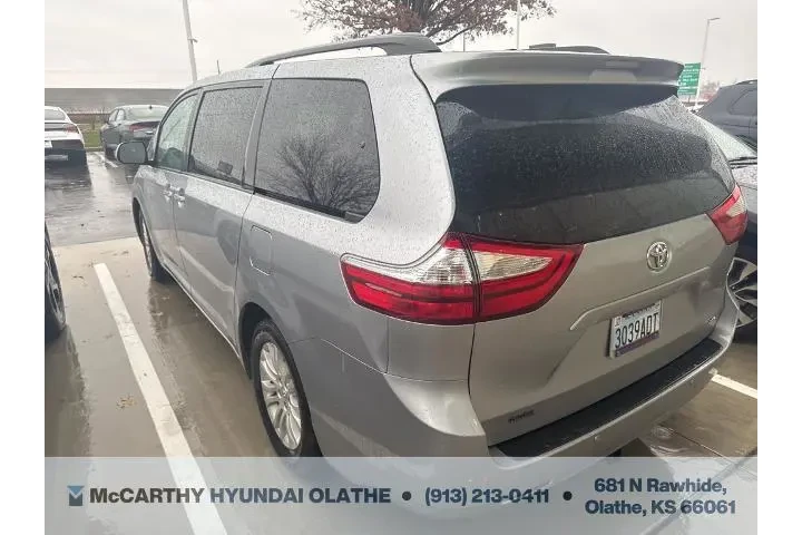 $23268 : Toyota Sienna 2017 XLE 7-Pas image 7