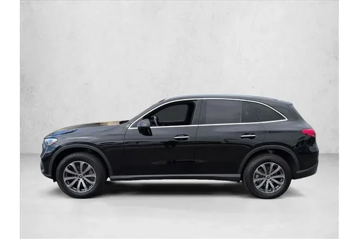 $37999 : Mercedes-Benz GLC 2024 AWD G image 9