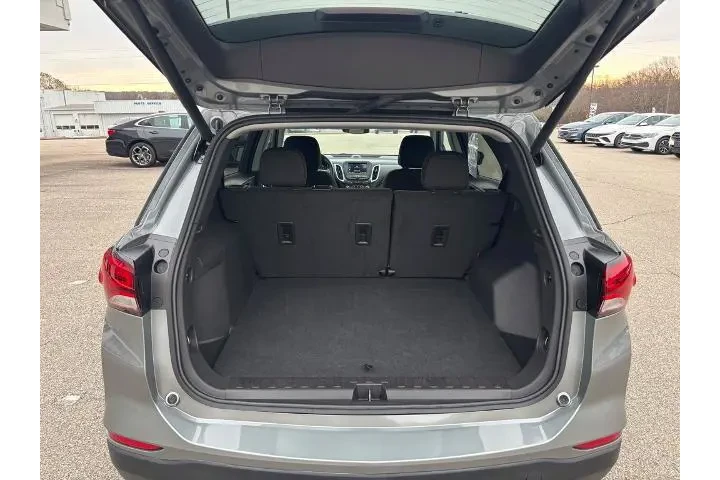 $23950 : Chevrolet Equinox 2024 LT 4d image 10