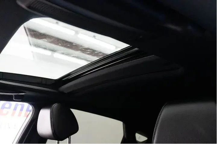 $34274 : Acura Integra 2025 4dr Liftb image 4