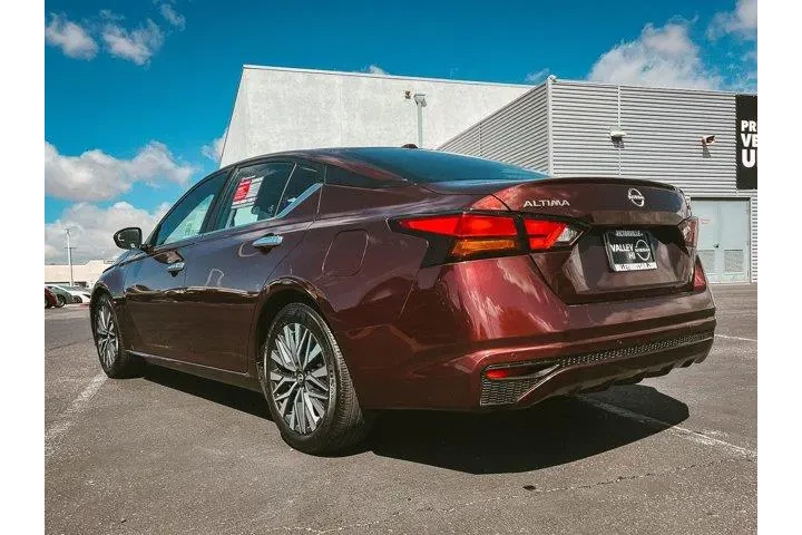 $19997 : Nissan Altima 2024 2.5 SV 4d image 5