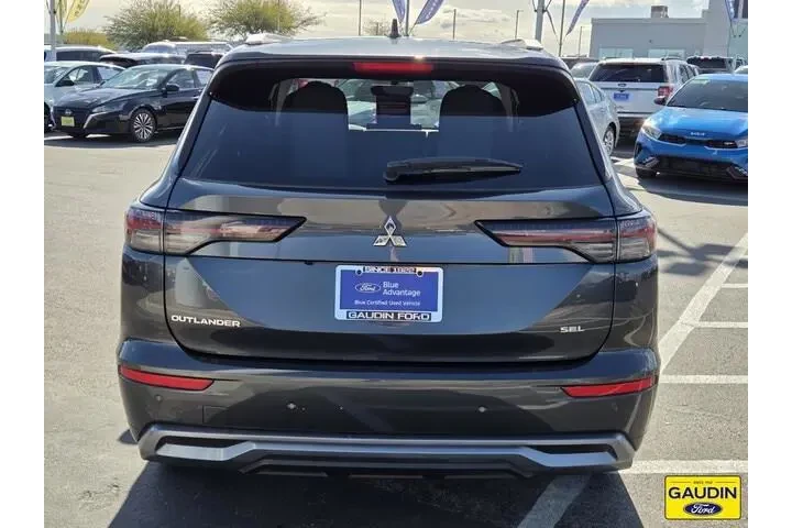 $31464 : Mitsubishi Outlander 2025 SE image 6