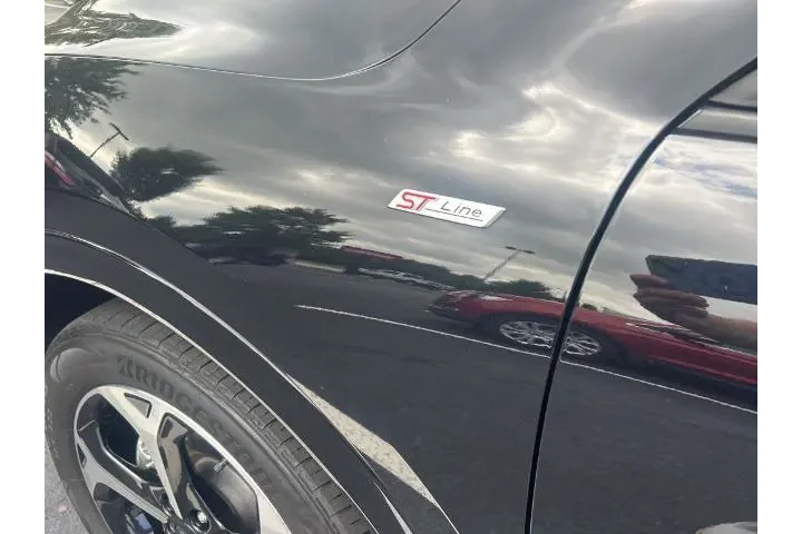 $24531 : Ford Escape 2023 AWD ST-Line image 6