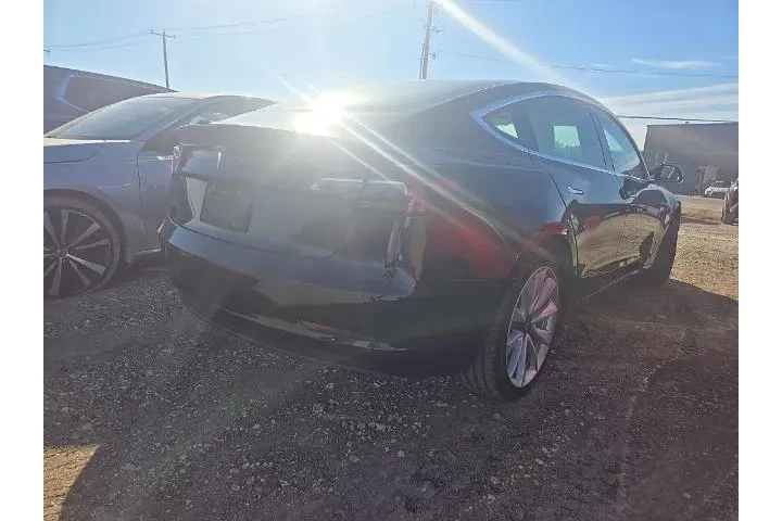 $20465 : Tesla Model 3 2019 Long Rang image 3