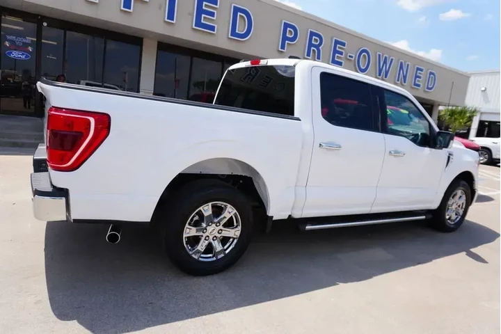 $37225 : Ford F-150 2023 4x2 XL 4dr S image 6