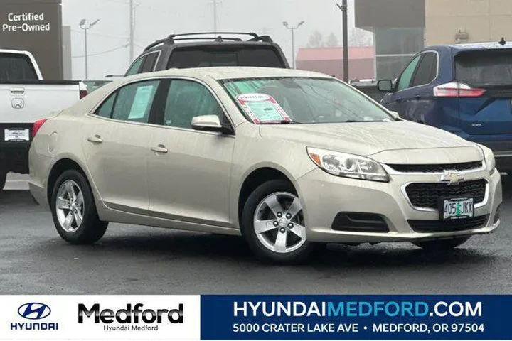 $9921 : Chevrolet Malibu Limited 201 image 1