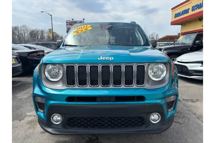 $21995 : 2021 Renegade Limited image 3