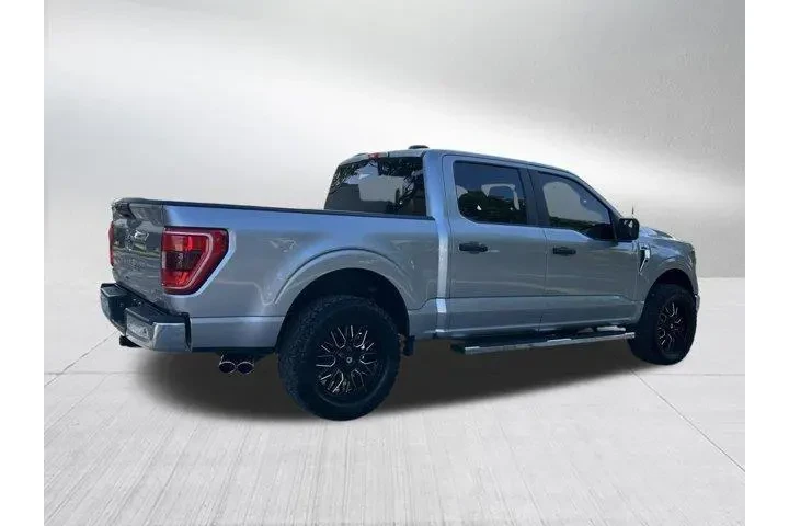 $27896 : Ford F-150 2023 4x2 XL 4dr S image 5