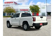 $35565 : Nissan Frontier 2026 4x4 S 4 thumbnail