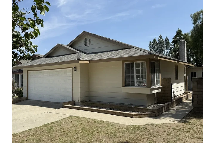 $1400 : Rancho Cucamonga 3- Bed image 2