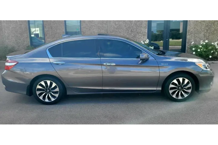 $12450 : 2017 Accord Hybrid EX-L image 8