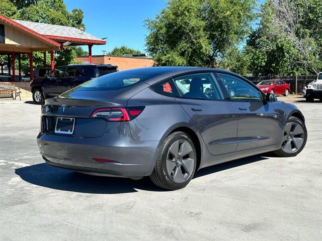 $27997 : 2021 Model 3 Standard Range P image 3