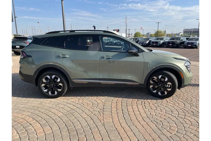 $31999 : 2024 Sportage X-Line image 6