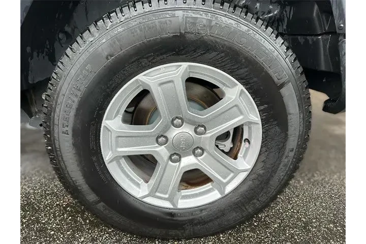 $22990 : Jeep Wrangler 2020 4x4 Sport image 10