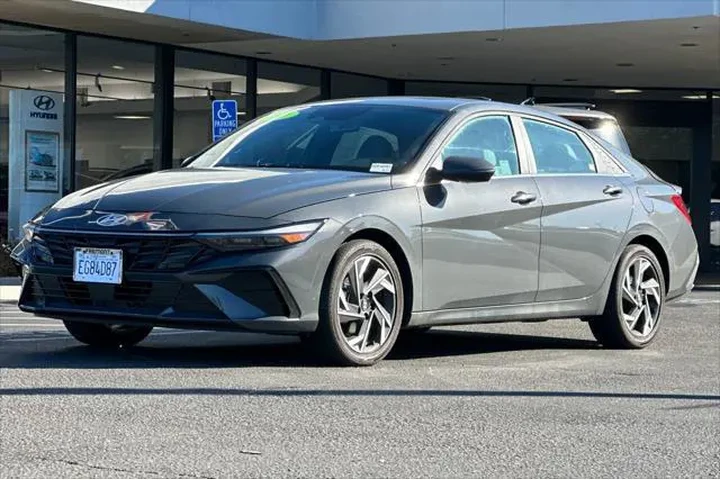 $27109 : Hyundai ELANTRA Hybrid 2025 image 7