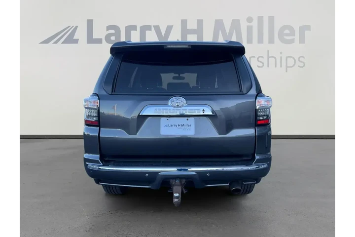 $22143 : Toyota 4Runner 2015 AWD Limi image 4