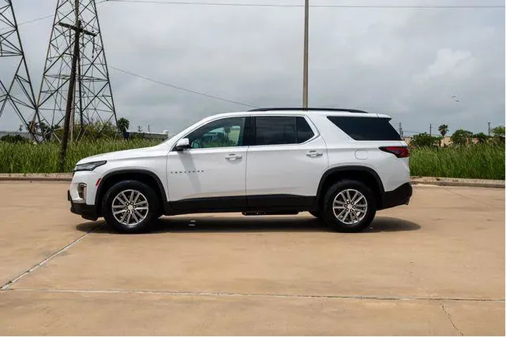 $28687 : Chevrolet Traverse 2023 LT C image 4