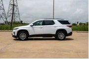 $28687 : Chevrolet Traverse 2023 LT C thumbnail