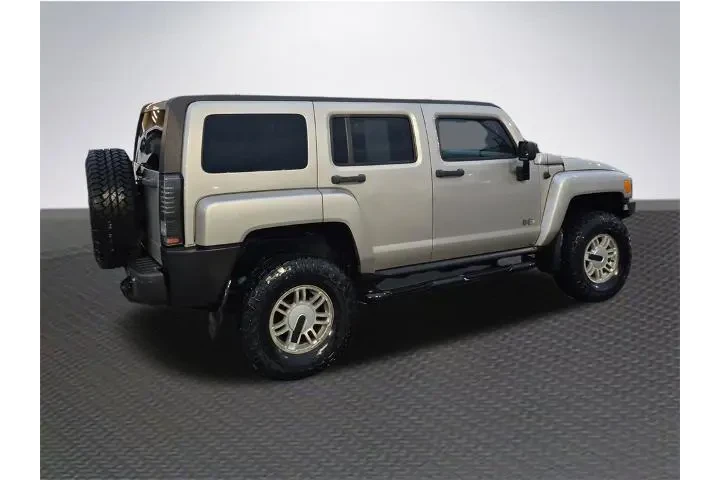 $5788 : HUMMER H3 2006 4dr SUV 4WD image 4