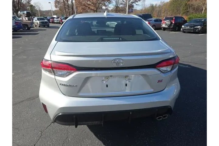 $22820 : Toyota Corolla 2024 SE 4dr S image 7