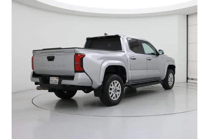 $32998 : Toyota Tacoma 2024 4x2 SR5 4 image 8