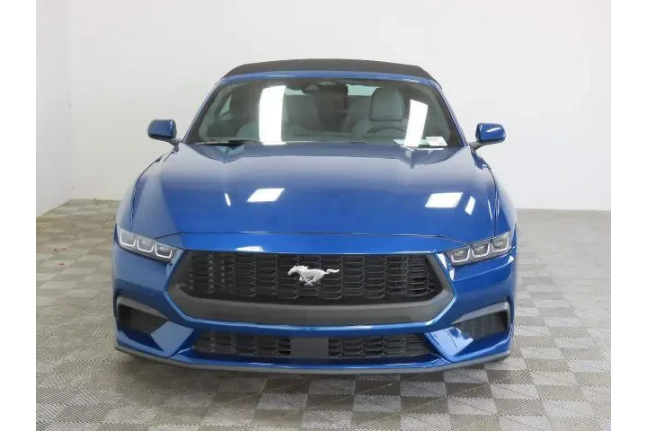 $31995 : Ford Mustang 2024 EcoBoost 2 image 4