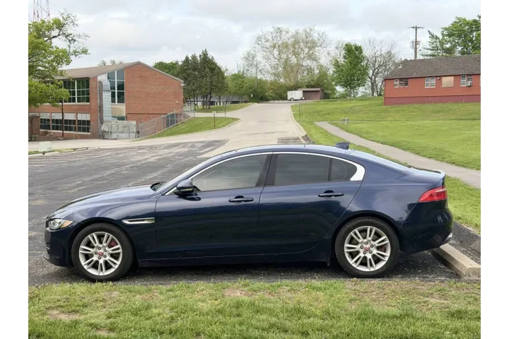 $9750 : 2018 XE 25t Premium image 6