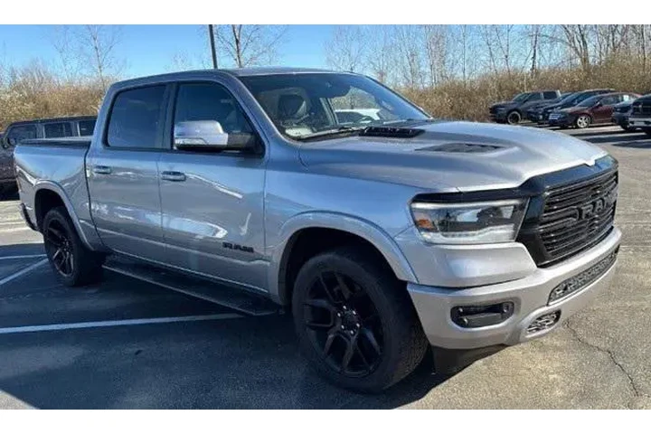 $32984 : Ram 1500 2020 4x4 Laramie 4d image 1