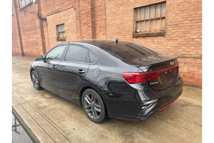 $17500 : 2020 Forte GT Line image 3