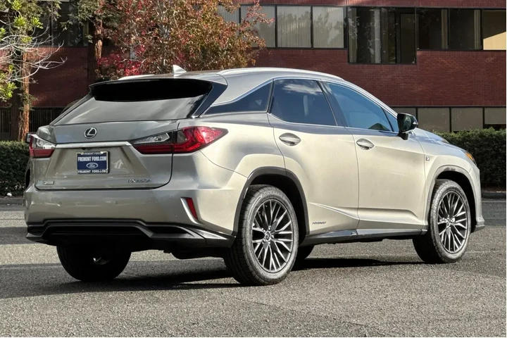 Lexus RX 450h 2019 AWD 4dr S image 3