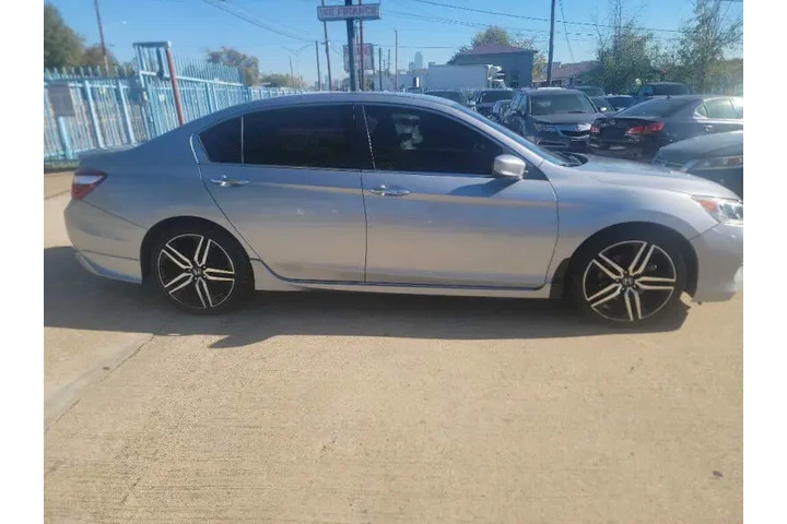 $13500 : 2016 Accord Sport image 4