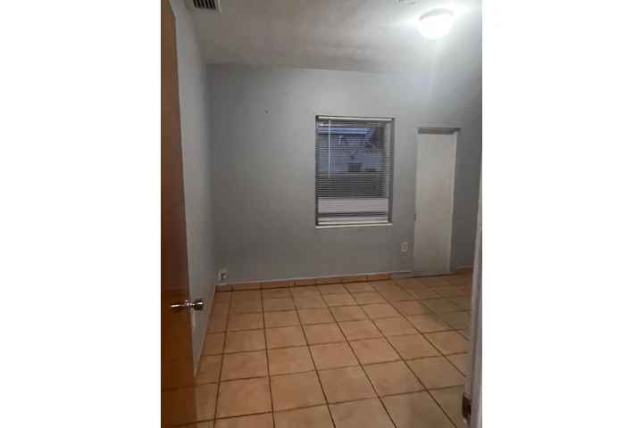 $2300 : Apartamento en renta image 5