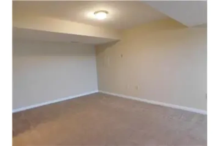 $1895 : Rental property with 3 bedro image 9