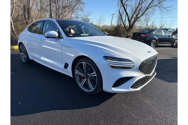 $37777 : Genesis G70 2024 3.3T Sport image 3