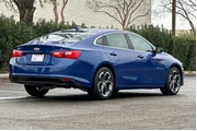 $15879 : Chevrolet Malibu 2023 LT 4dr thumbnail