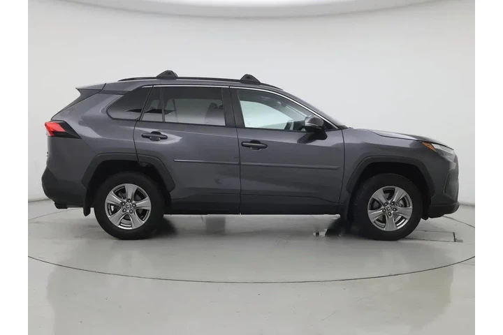 $33998 : Toyota RAV4 2024 AWD XLE 4dr image 7